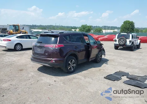 2017 Toyota Rav4 Xle из США, поврежденный, VIN 2T3RFREV1HW680772